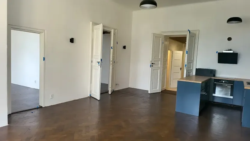 Prodej činžovního domu, Batelov, náměstí Míru, 2200 m2