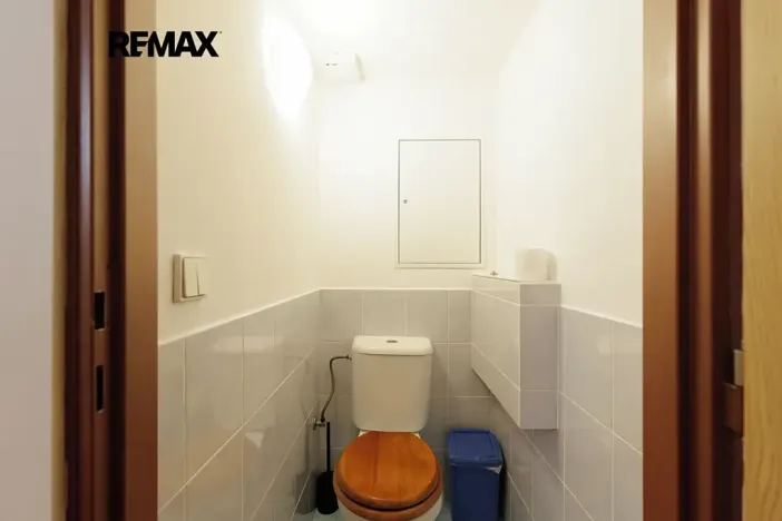 Prodej bytu 1+kk, Praha - Háje, Hlavatého, 27 m2