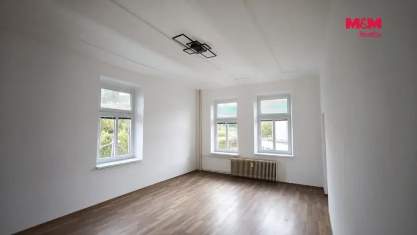 Pronájem bytu 2+1, Náchod - Staré Město nad Metují, Jugoslávská, 61 m2