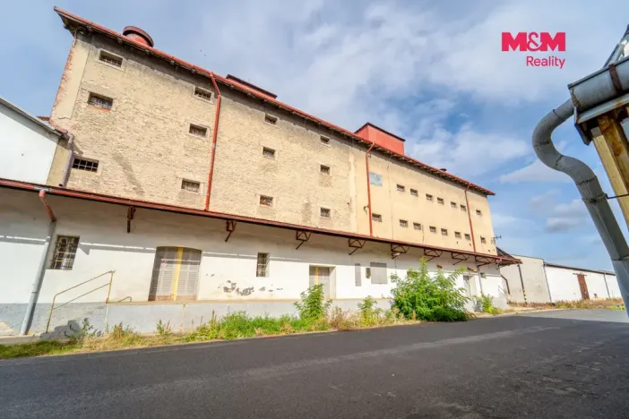 Prodej komerčního pozemku, Podbořany, 10982 m2