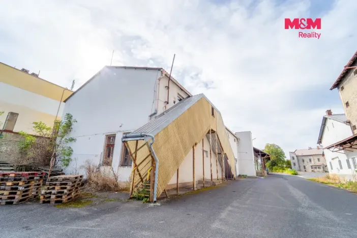 Prodej komerčního pozemku, Podbořany, 10982 m2