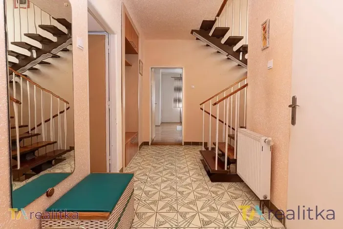 Prodej rodinného domu, Orlová, Zahradní, 220 m2