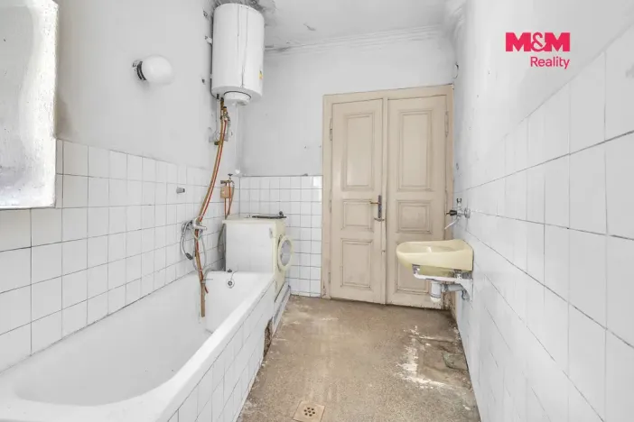 Prodej rodinného domu, Nové Hrady, 500 m2