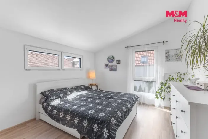 Prodej rodinného domu, Jeneč, A. Dvořáka, 102 m2