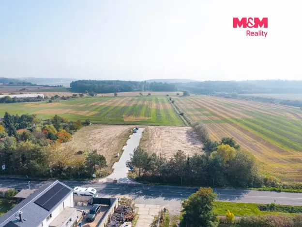 Prodej pozemku pro bydlení, Dobřenice, 823 m2