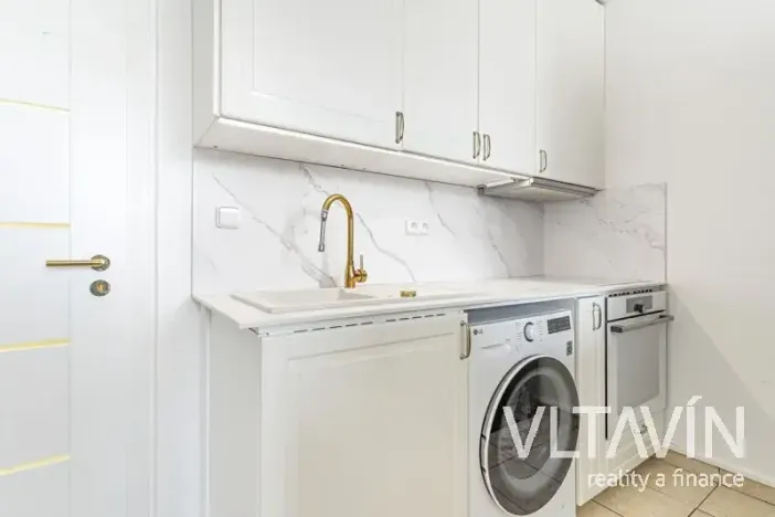 Prodej bytu 2+kk, Praha - Braník, Roškotova, 47 m2