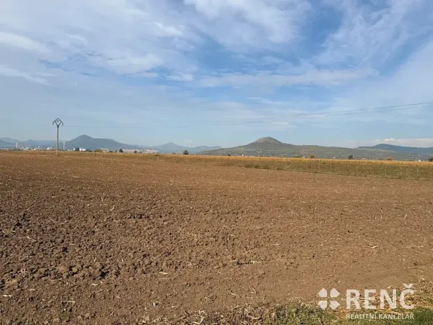 Prodej pozemku pro bydlení, Terezín, 25590 m2