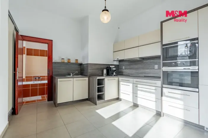 Prodej bytu 3+1, Český Těšín, Štefánikova, 111 m2