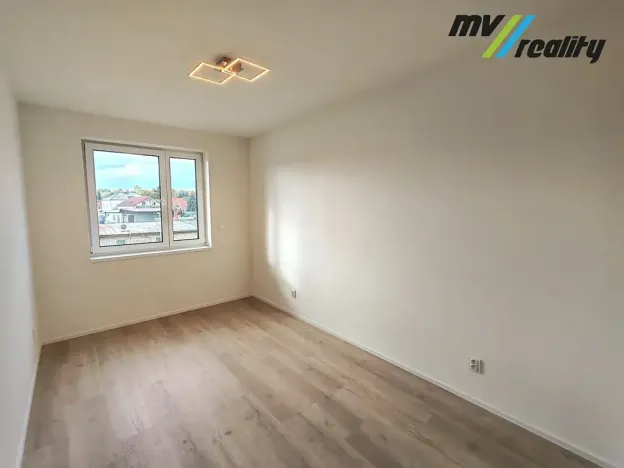 Pronájem bytu 2+kk, Lysá nad Labem, Šípková, 45 m2