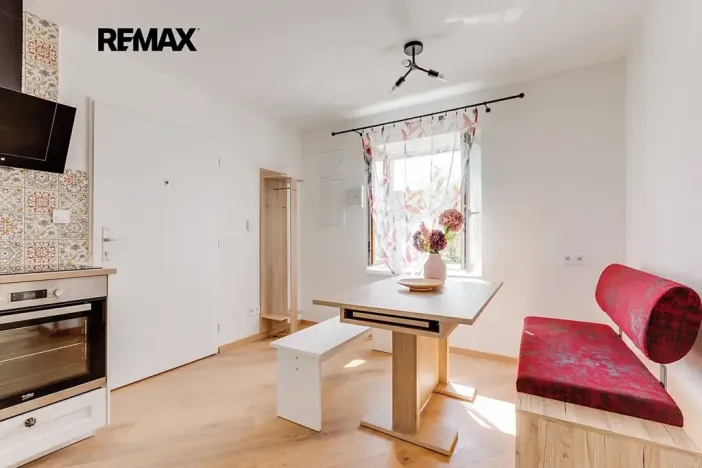Prodej rodinného domu, Praha - Malešice, Bakalářská, 207 m2