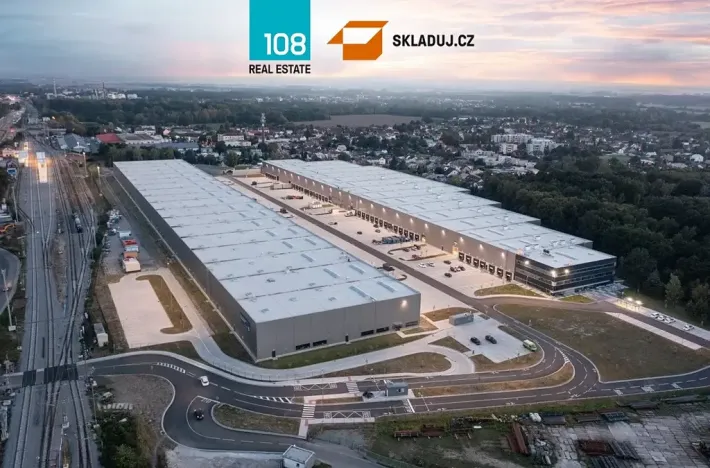 Pronájem skladu, Pardubice, Nádražní, 2500 m2
