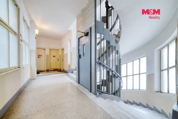 Pronájem bytu 2+1, Plzeň - Jižní Předměstí, Goethova, 90 m2