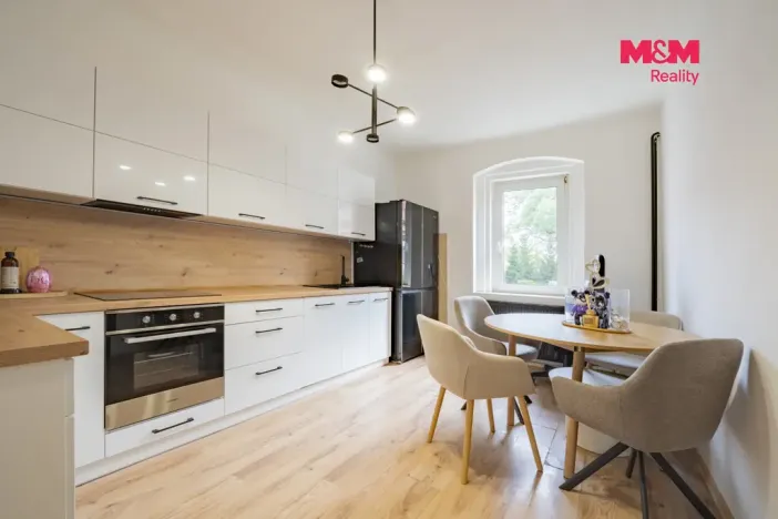 Prodej činžovního domu, Hazlov, 450 m2