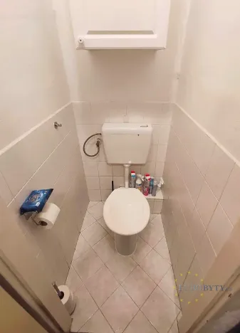 Pronájem bytu 2+1, Praha - Podolí, Na vrstvách, 70 m2