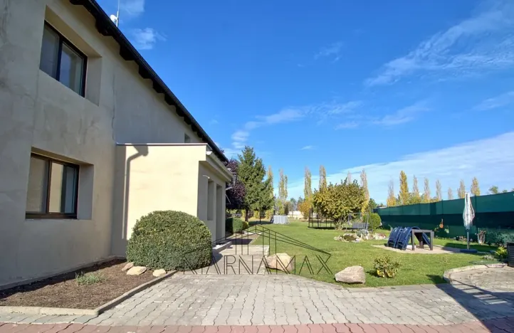 Prodej rodinného domu, Pesvice, 200 m2