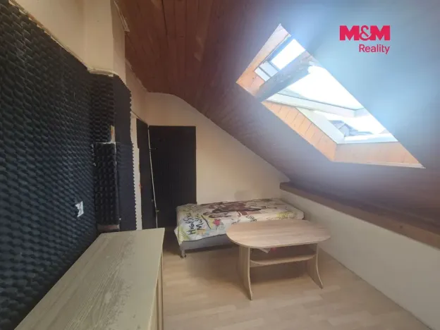 Prodej rodinného domu, Králův Dvůr - Počaply, Smetanova, 178 m2