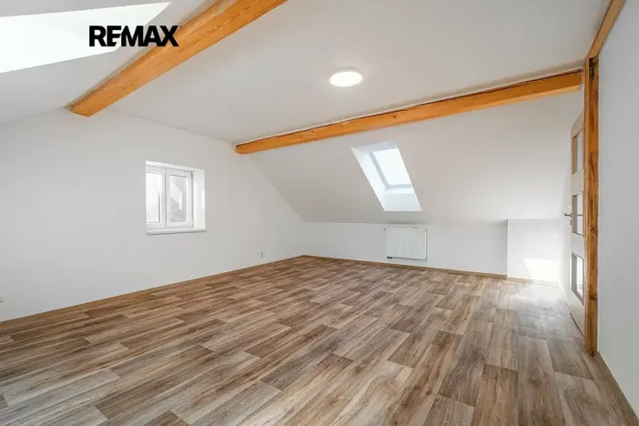Pronájem rodinného domu, Horní Lukavice, 173 m2