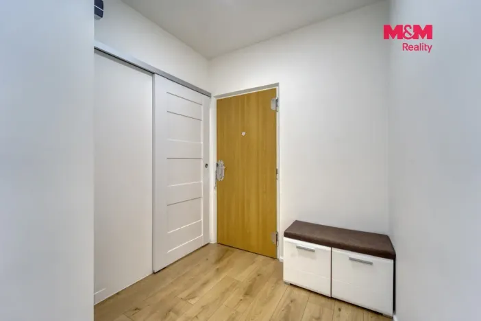 Prodej bytu 3+1, Klatovy - Klatovy III, Pod Hůrkou, 63 m2