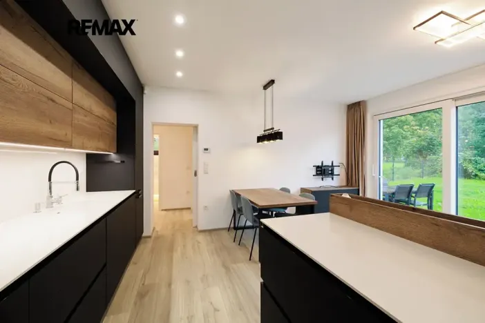 Prodej bytu 3+kk, Hronov, Husova, 71 m2
