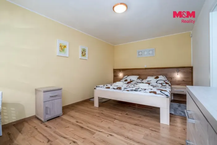 Prodej rodinného domu, Dubá - Bukovec, 325 m2