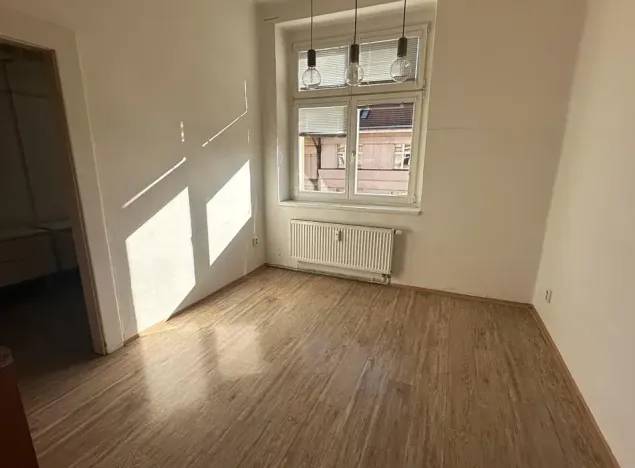 Pronájem bytu 3+1, Praha - Bubeneč, Čs. armády, 118 m2