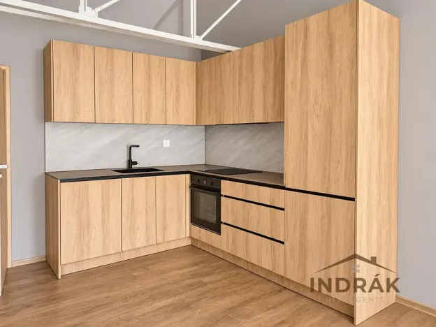 Pronájem kanceláře, Libhošť, 240 m2