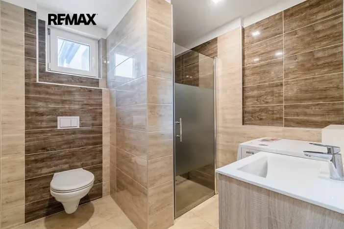 Prodej rodinného domu, Plzeň, V Kamení, 214 m2