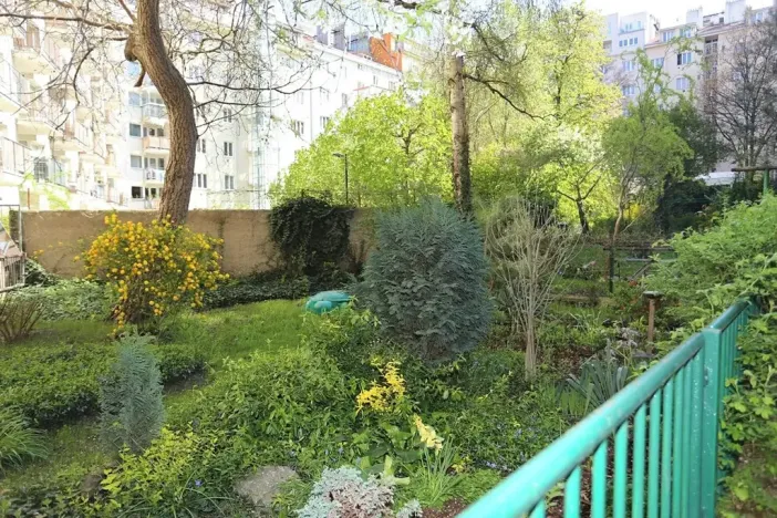Pronájem bytu 1+kk, Praha - Nusle, U křížku, 27 m2