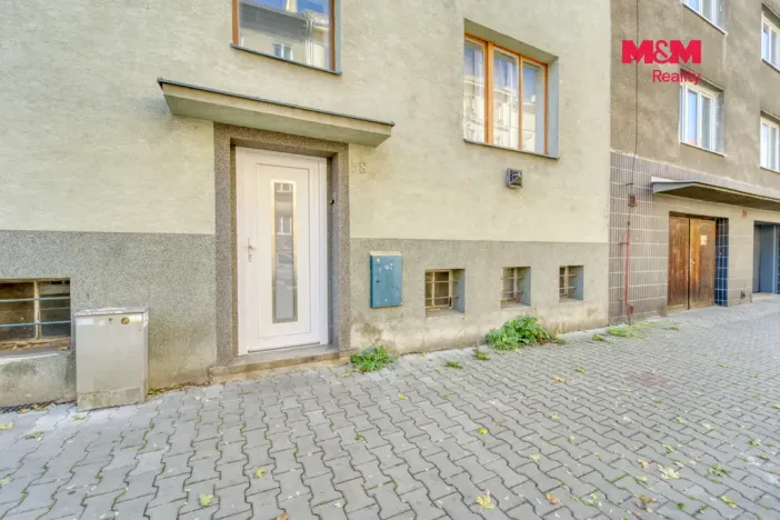 Prodej obchodního prostoru, Plzeň, Božkovská, 77 m2