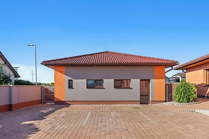 Prodej rodinného domu, Velké Přítočno, Sluneční, 350 m2