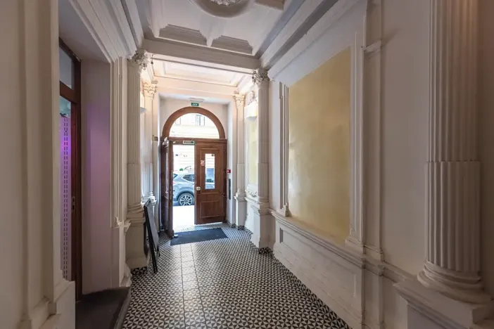 Prodej bytu 2+kk, Praha - Nové Město, Tyršova, 56 m2
