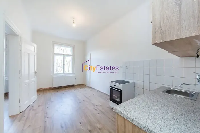 Pronájem bytu 1+1, Praha - Vršovice, Žitomírská, 40 m2