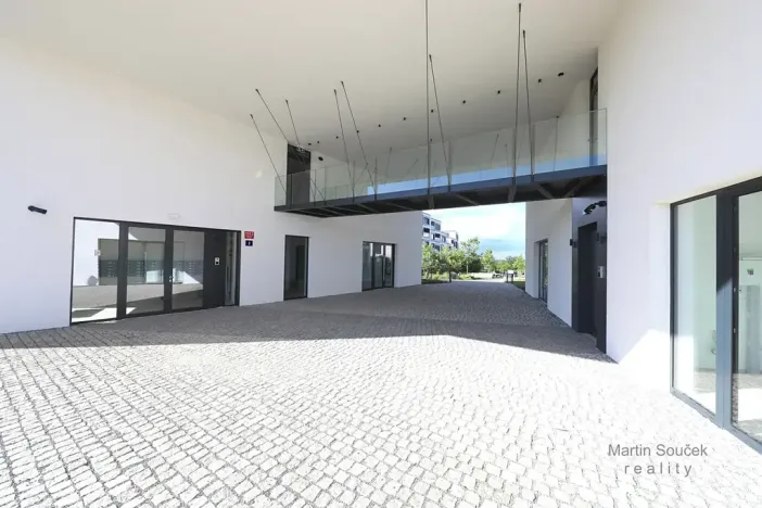Pronájem obchodního prostoru, Praha - Hlubočepy, Dostalové, 25 m2