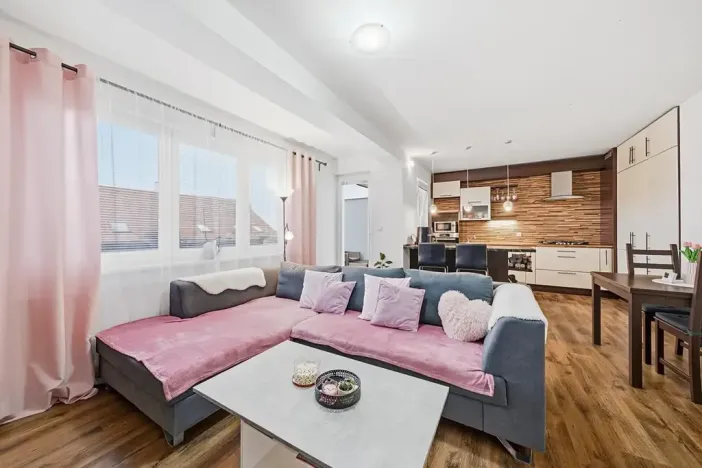 Prodej bytu 3+kk, Bošovice, Vyhlídka, 84 m2