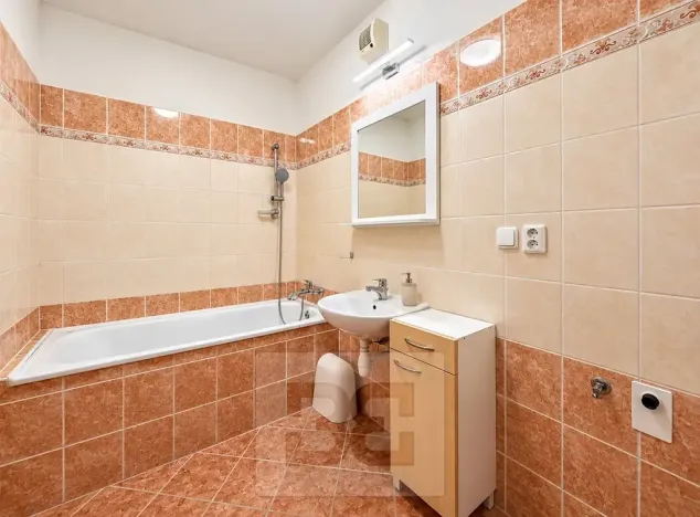 Pronájem bytu 1+kk, Liberec, Ořechová, 42 m2