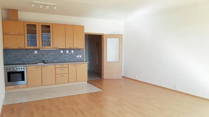 Pronájem bytu 1+kk, Praha - Stodůlky, Sluneční náměstí, 44 m2