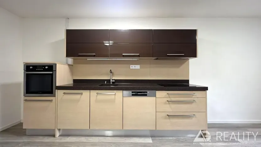 Prodej bytu 3+kk, Praha - Hlubočepy, Pod Žvahovem, 88 m2