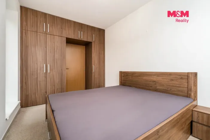 Prodej bytu 2+kk, Praha - Kyje, Sicherova, 64 m2