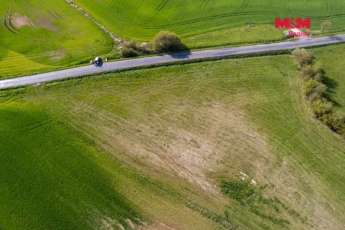 Prodej pozemku pro bydlení, Chlustina, 1000 m2