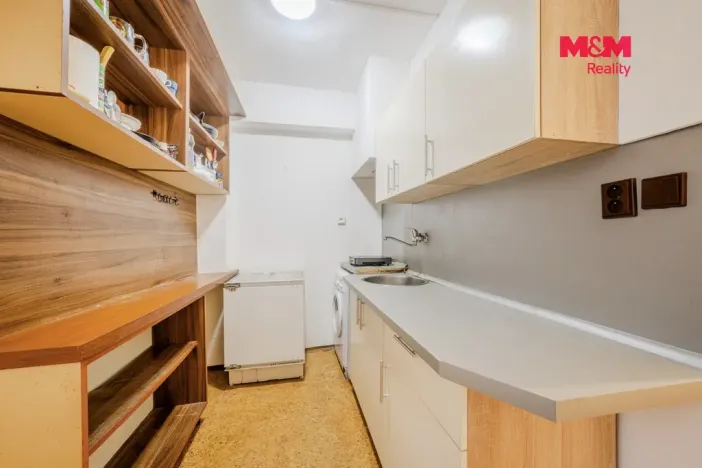Prodej bytu 1+kk, Poděbrady - Poděbrady II, Dr. Horákové, 37 m2