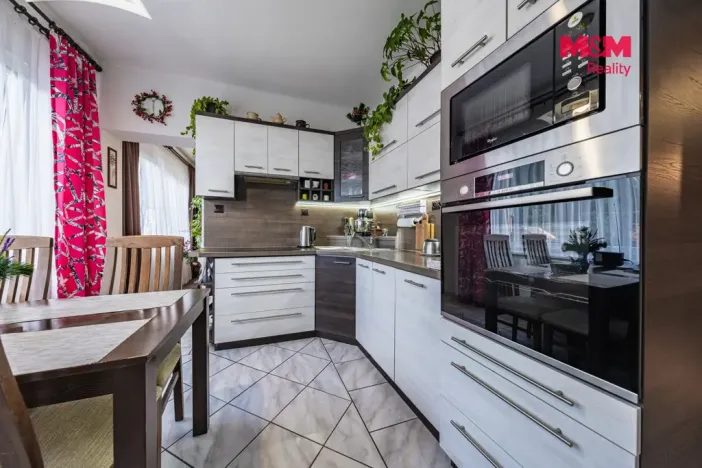 Prodej bytu 3+1, Protivín, Ve Školce, 75 m2