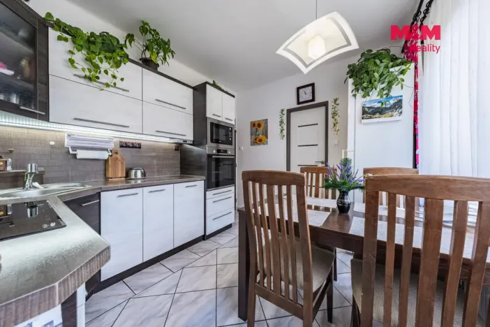 Prodej bytu 3+1, Protivín, Ve Školce, 75 m2