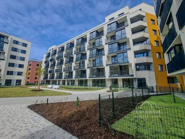 Pronájem bytu 1+kk, Praha - Chodov, Líbalova, 32 m2