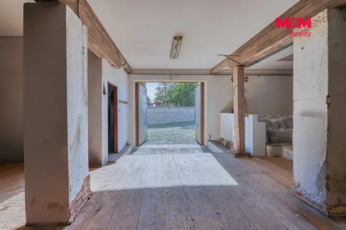 Prodej obchodního prostoru, Bělčice, Nádražní, 560 m2