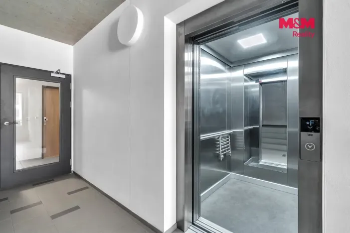 Pronájem bytu 2+kk, Chrudim - Chrudim IV, Luhanova, 50 m2