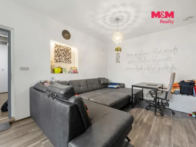 Prodej rodinného domu, Litomyšl - Zahájí, Družstevní, 80 m2