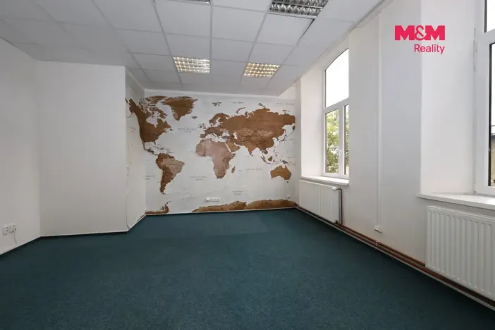 Pronájem kanceláře, Krnov, Čsl. armády, 520 m2