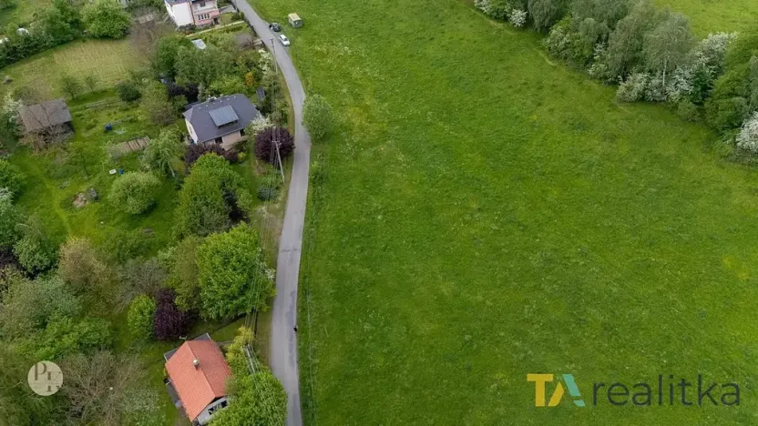 Prodej pozemku pro bydlení, Návsí, 1359 m2