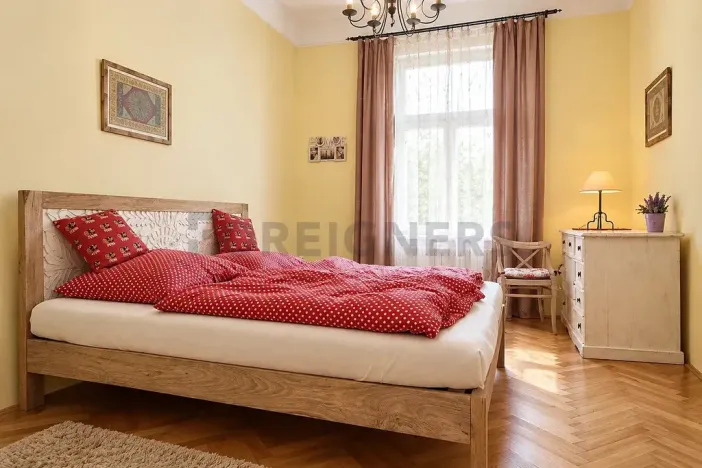 Pronájem bytu 3+1, Praha - Vinohrady, Korunní, 95 m2