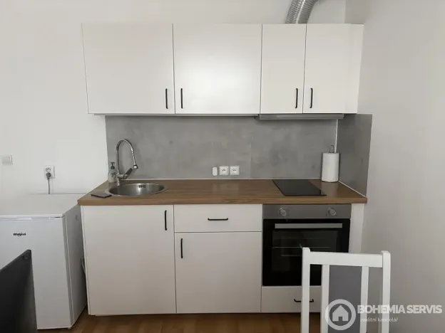 Prodej bytu 1+kk, Pardubice, Josefa Bublíka, 31 m2